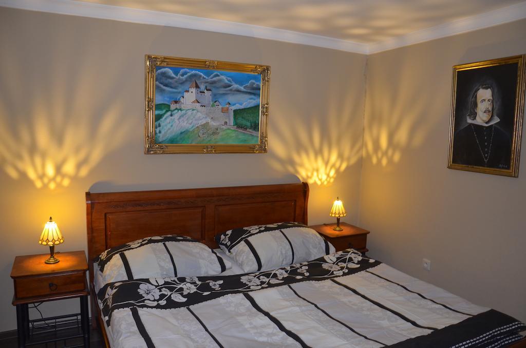 Palatin Apartment Čachtice Cameră foto
